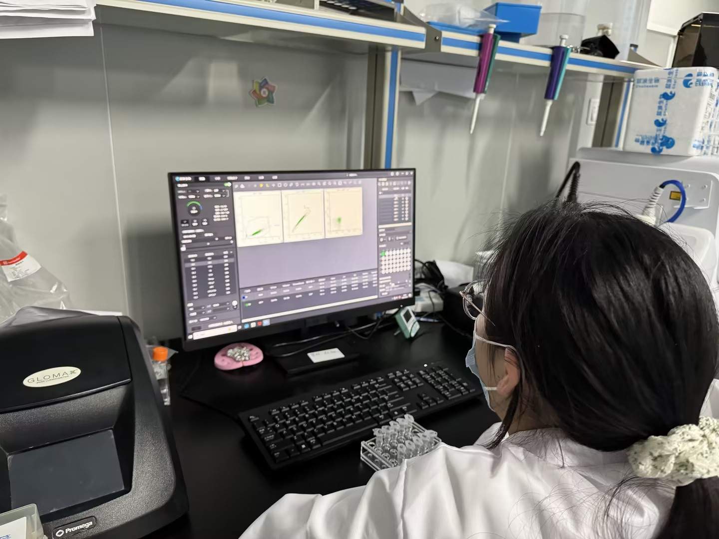 流式细胞术：单细胞水平的多参数精准分析技术